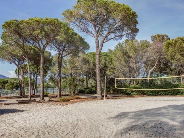 Studio 4P Vue Piscine St Raphael Valescure - Au Coeur Des Golfs Saint-Raphaël Eksteriør bilde